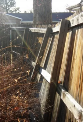 Vinyl and Wood Fence Repairs